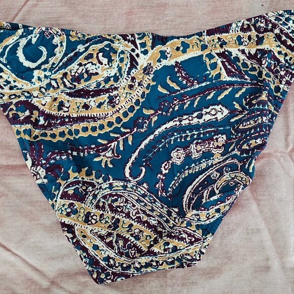 Venus  Halter Tankini 14 - Picture 3 of 9